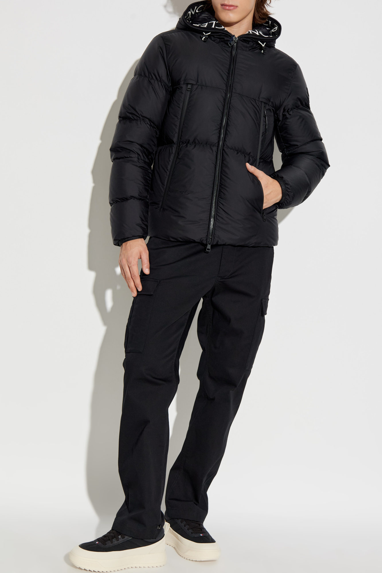 Black Down jacket `Montcla` Moncler - Vitkac France